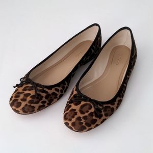 Ann Taylor Calf Hair Leopard Print Flats Animal Cat size 8
